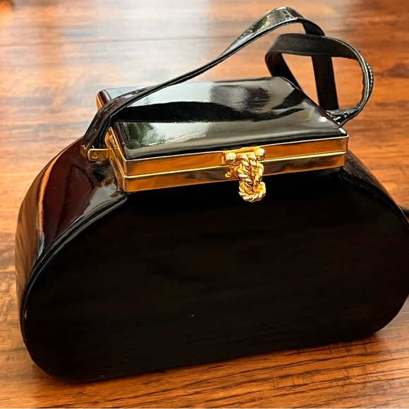 vintage 90s box purse with gold clasp faux leather - Picture 5 of 8